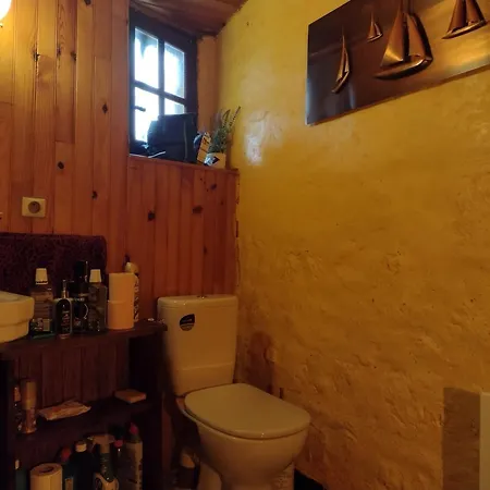 Bed & Breakfast A La Maison Des Oiseaux 3*