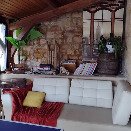 A La Maison Des Oiseaux 4*