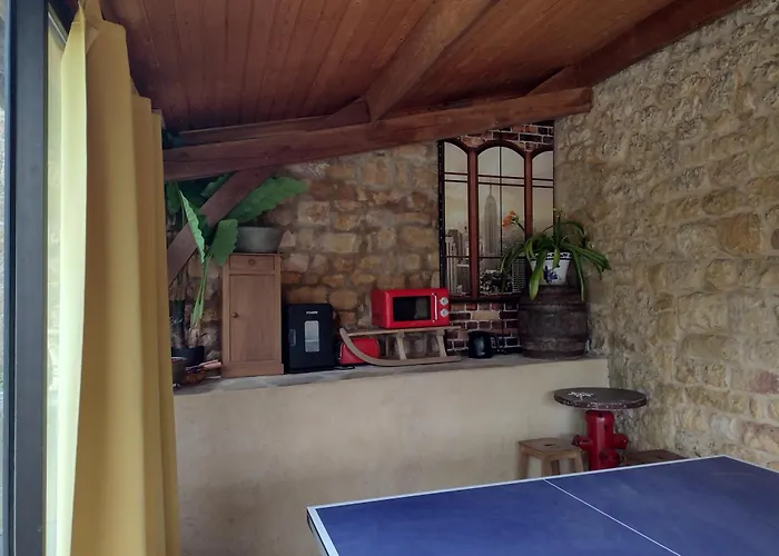 Bed & Breakfast A La Maison Des Oiseaux 3*